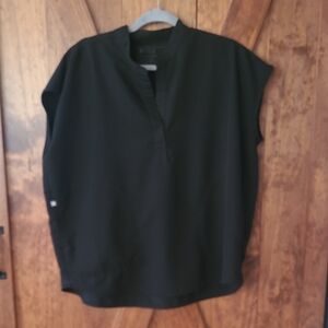 Figs Women's Rafaela Scrub Top